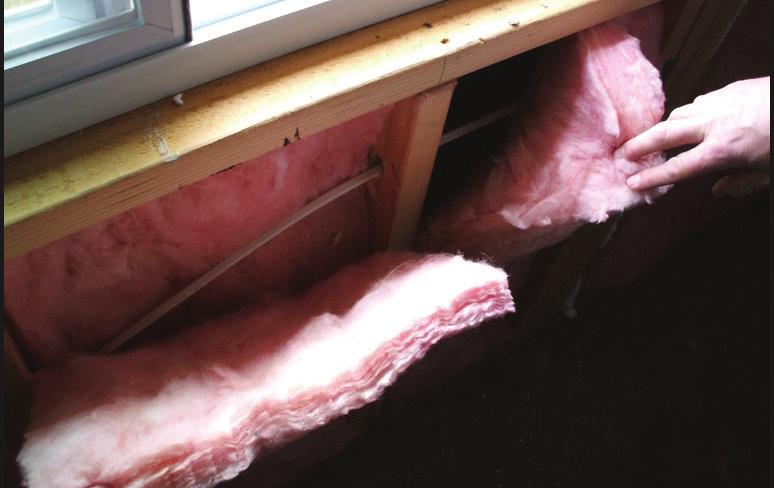 l) Insulation shall fill the entire cavity; or, an additional air barrier shall be installed inside the double wall or bump-out and in contact with the insulation so that the insulation fills the