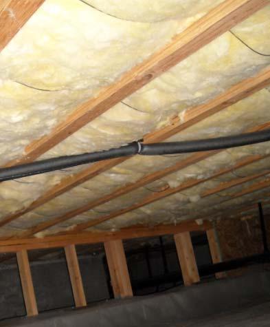 Batt and blanket insulation shall be in contact with the air barrier - usually the subfloor.
