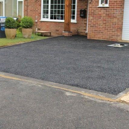 the edging must be proud of your finished sub-base by 15mm to allow for the resin bound mixture.