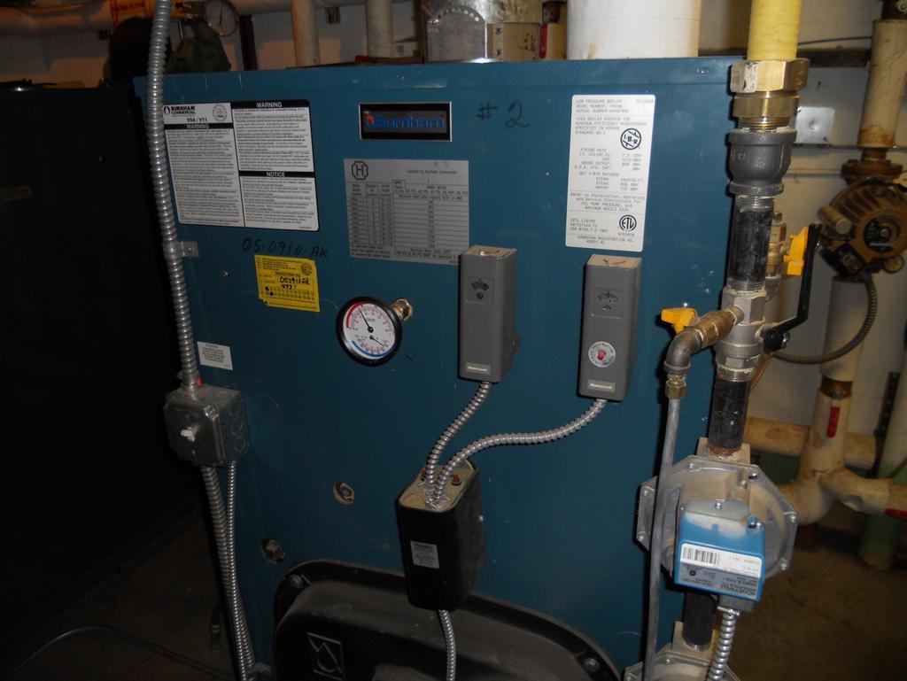 4.4 Mechanical Equipment Measures 4.4.1 Heating/Cooling/Domestic Hot Water Measure Rank Recommendation 3 Condensing Gas Boilers, Hydronic Flush Installation Cost $134,198 Estimated Life of Measure