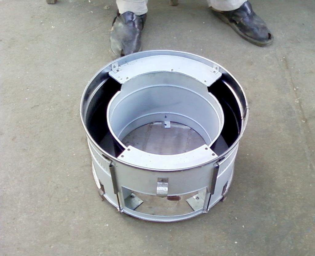 Nevertheless, a few local manufacturers in the area still produce improved cookstoves variously referred to as project stoves (figure 1).