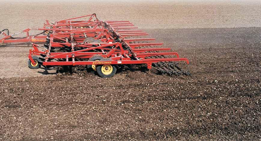 5135 field cultivator 5135 field cultivator 5135 field cultivator Reduce Transport Height Without Sacrificing Productivity.