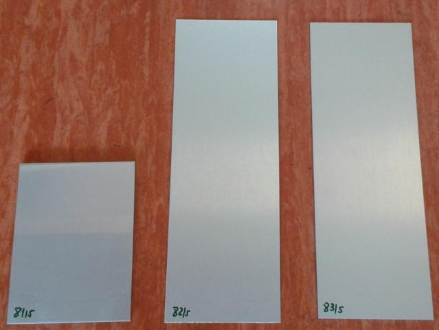 same alloy but using a different etching bath, it is seen that they are almost equal, without significant differences.
