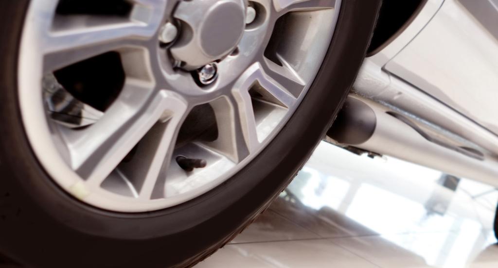Car tire manufacturers are keen to position themselves in hot new markets, and signs point to Indonesia as an interesting market for replacement car tires.
