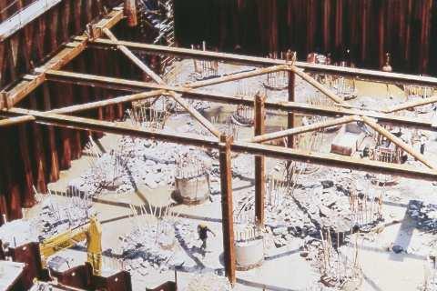 Examples of cofferdams: With the ring in place work at the bottom of the cofferdam can proceed in a dry and safe environment.