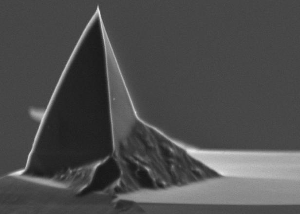 10 µm Figure 68.