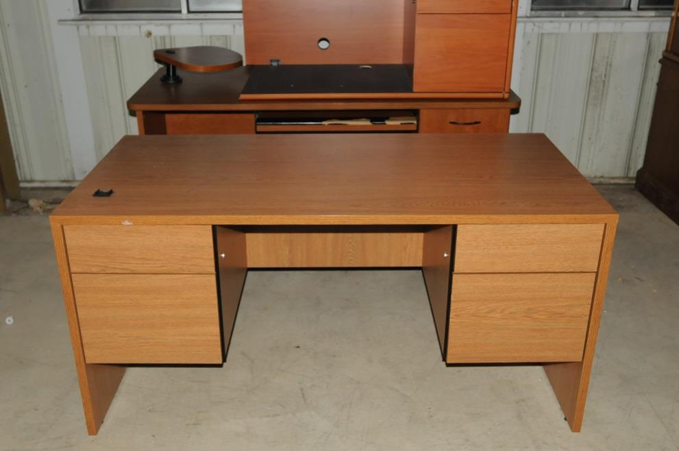 Description: Wooden Desk with