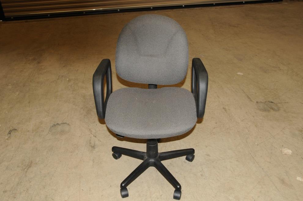 Item Description: Gray Office Chair with