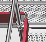 Securing of the top scaffolding level with } locking pins is recommended (see page 26).
