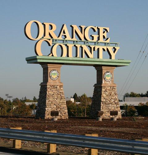 LOCAL SERVICE AREAS The Orange County District serves customers in its Los Alamitos and Placentia Customer Service Areas through approximately 42,700 service connections Los