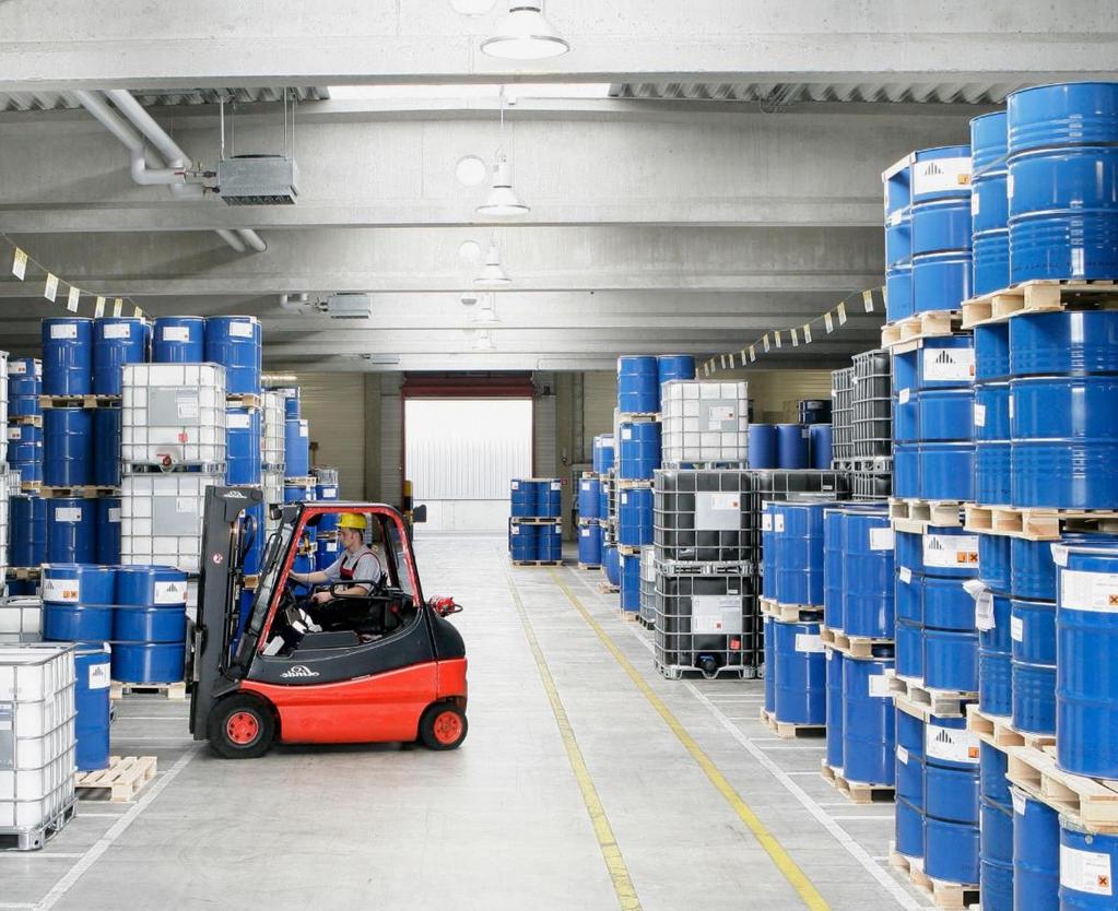 Logistics Warehousing, Value Added Services, Container Terminals Warehousing More than 600,000 pallets capacity Silo storage and racked warehousing Single- and Multi-Customer Warehousing Value Added