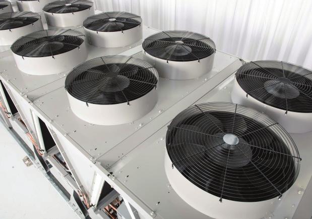 Balancing Major Design Considerations As described in the previous section, the customizable features of the new air-cooled chillers provide options to optimize efficiency, sound, or footprint.