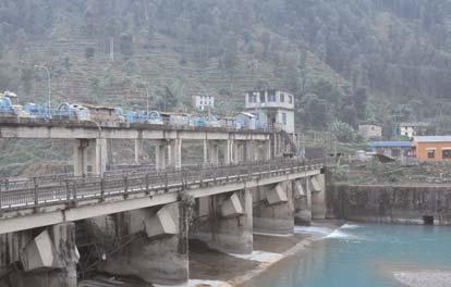 Managing Water and Floods through Regional Cooperation The rivers of the greater Himalayan region provide both important services as well as life-threatening hazards.