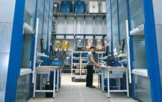 Process-optimised production and material management Production Small parts warehouse Shuttle Small parts are stored in a fully