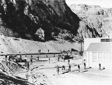 Grand Coulee Dam Built 1933-1942 550