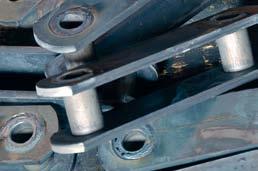 Hardening and grinding The third requirement for a wear-resistant chain: The pitch of the outer plates has to have been shortened by the exact amount of the clearance required between the pin and the