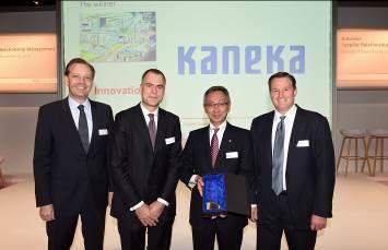 President Procurement at Henkel Supplier Innovation Award for Kaneka (from left to right): Thomas Holenia, Corporate Vice President Purchasing at Henkel, Jan-Dirk Auris, Executive Vice President