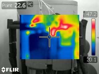 a) Thermal image of the heating and solar hydraulic blocks b) Thermal image of the DHW unit preparation Fig.