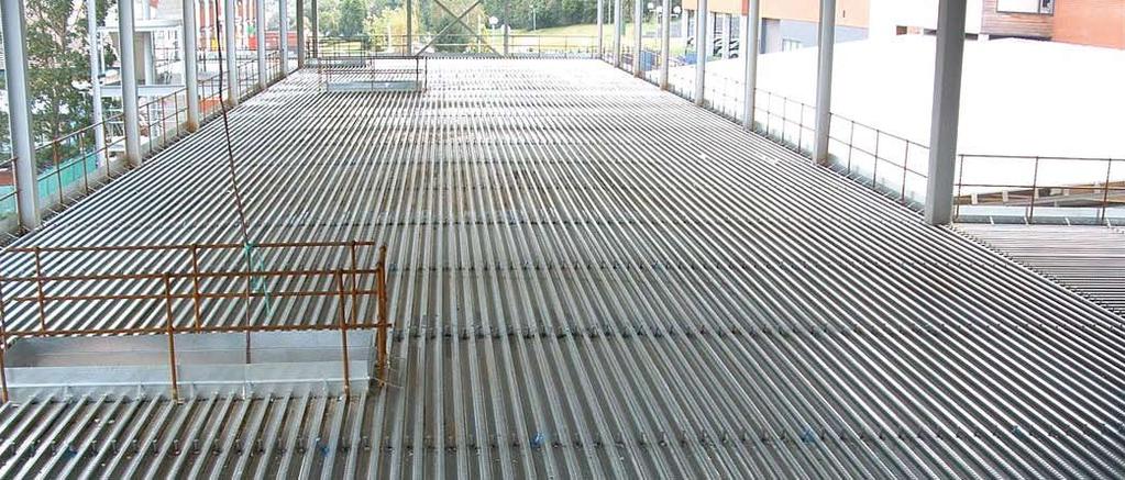 Along Grid Lines A and E the edge trim can be attached to the end of the decking rather than the steel beam, meaning that a 75mm horizontal leg is all that is required.