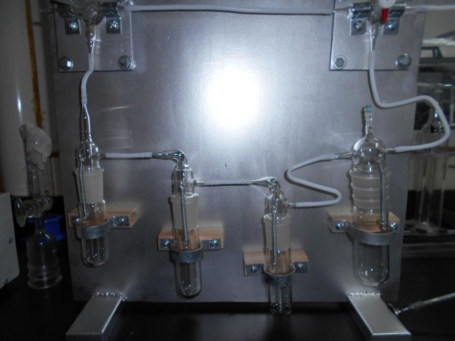 EXPERIMENTAL SETUPS FOR PYROLYSIS FIXED BED REACTOR: To reproduce a better controlled