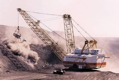 Bucyrus Walking Draglines Most productive and versatile machines in the industry Superior earthmoving