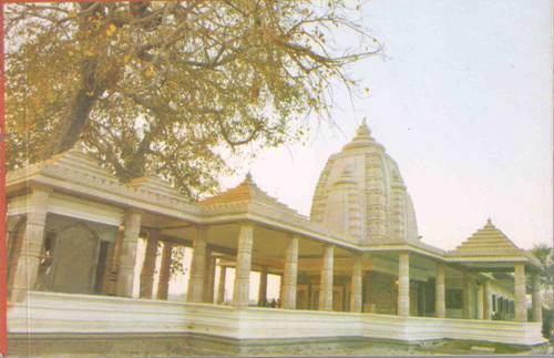 ON COMPLETION RANI TALAB TEMPLE, REWA(M.P) In the year 1691 King Bhav Singh made the temple of Goddess Kali(Destroyer of Demons) so that his offspring survives.