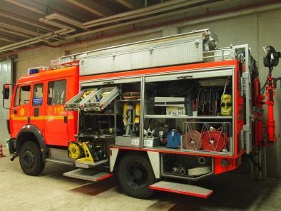 HLI Case-Studies HLI improves service performance at Fire Fighters Department The HLI is testing and optimising the use of RFID hardware on a fully equipped Fire Fighters Truck!