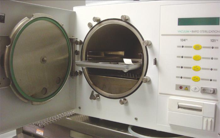 Figure 3 (left). An example of a small bench-top class-b autoclave.
