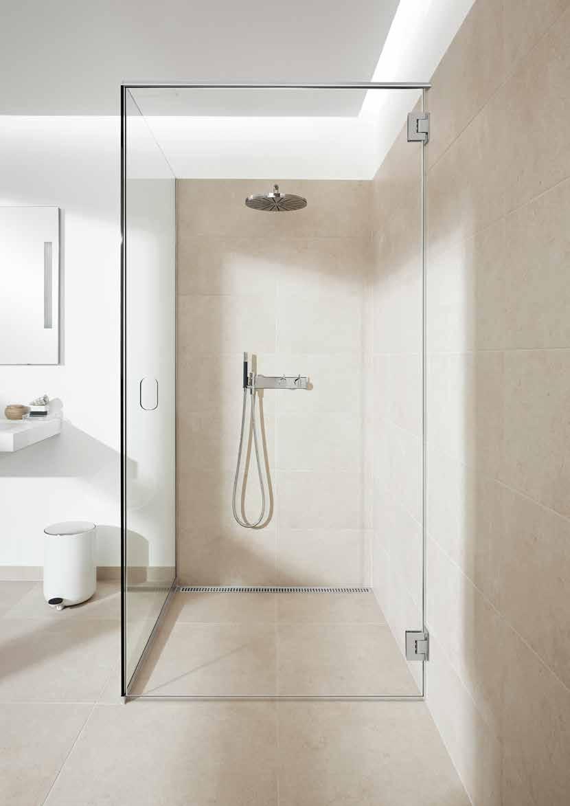 When the floor is poured, a 2 % slope is defined in the shower cubicle to make the pouring process easier than ever before.