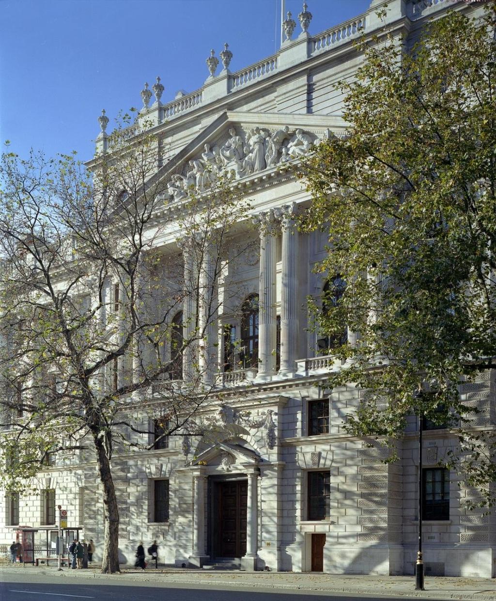 1. Introduction The HM Treasury Building is a grade II* listed building that was refurbished under two separate concession agreements between 2000 and 2004.
