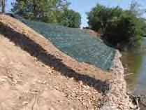 STRUCTURAL BENEFITS The GEOWEB system creates economical and structurally sound retaining walls that