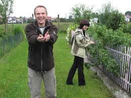 Russia's Private Garden Plot Act, EnOtles every Russian ciozen to a private plot of land, free of charge, (2.2 acres to 6.8 acres).