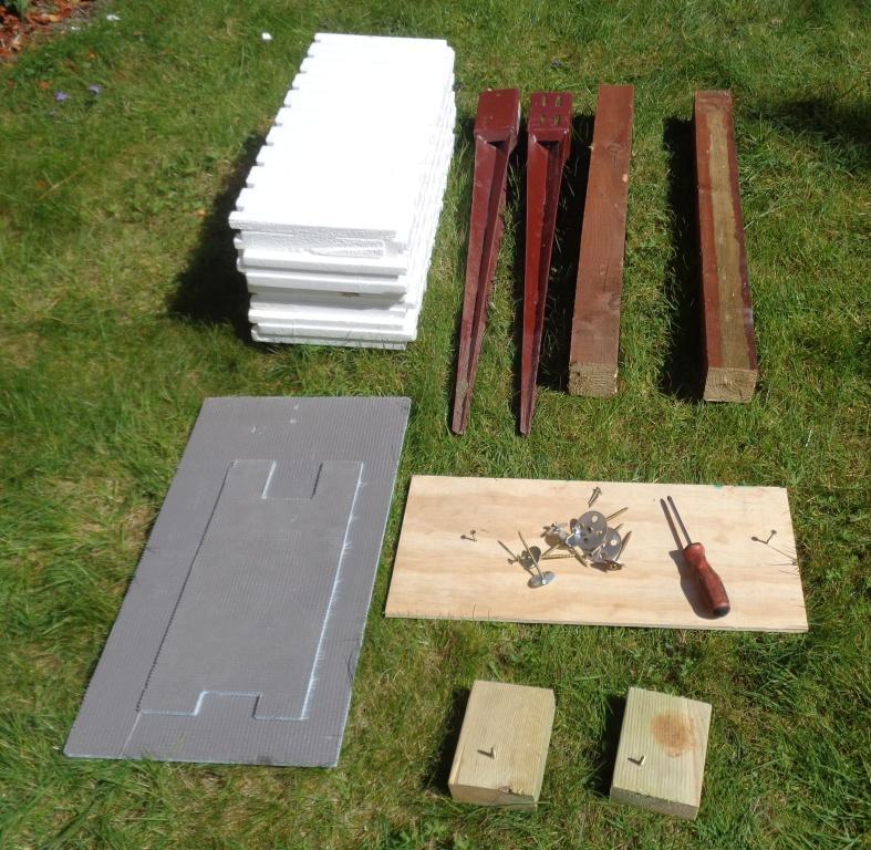 Basic materials supplied in the kits, for UK/Europe market Wall form in flat pack Metal cross supports. Galvanised spike supports. Timber posts.