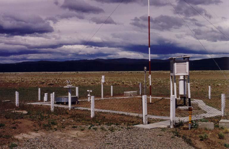 Hydrology: A Water Balance Approach 35 Plate 4.1 Meteorological station at Esquel, Patagonia.