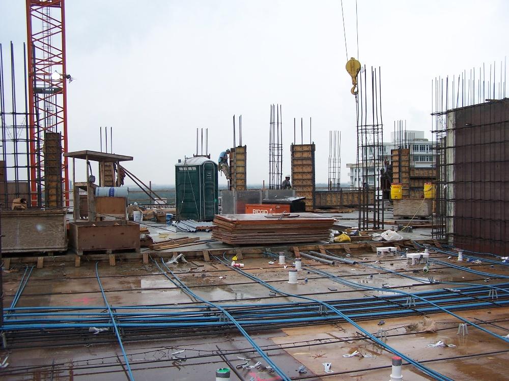 Figure 9. Post-tensioning cables in the slab. Column forms and rebar cages for columns in the background. BACKSHORES Backshores are utilized when a floor cannot carry its own self-weight.