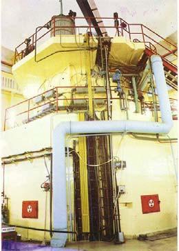 DNRR Characteristics (1/4) Reactor type: Pool type Nominal thermal power: 500 kw Maximum thermal neutron flux in the core: 2.1x10 13 n.cm -2.