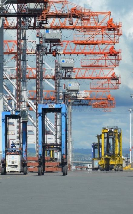 Tauranga Container Terminal Traditional Principal Contractor dominant POTL relationship Cranes / Straddles/ Workshop Leasehold