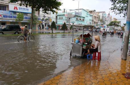 SOLUTION: URBAN PLANNING QUY NHON, VIETNAM Quy Nhon, Vietnam The city faced a catastrophic flood in 2009, with 16 deaths, exacerbated by new pressures such as urbanization and urban