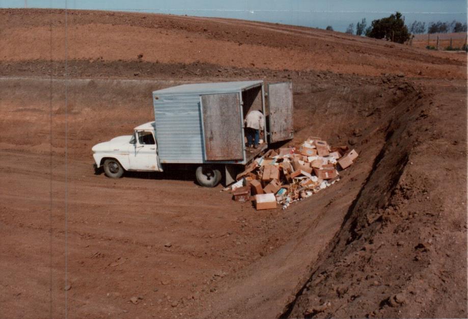The first private vehicle to empty trash into the Johnson Canyon Landfill, July 26, 1976 The first commercial trash hauler