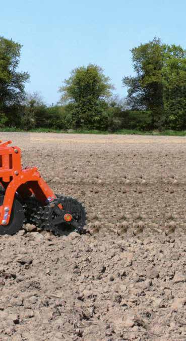 CULTIVATION Precision Seedbed Cultivator The TH4000F is a heavy-duty precision cultivator designed for the optimum preparation of seedbeds for sugar beet, potatoes and vegetables.