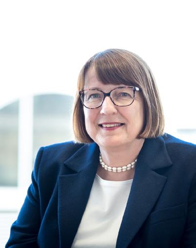 IT TAKES ALL SORTS JENNIE GUBBINS Now: Corporate lawyer and senior partner. Based in London. Then: Trained at Trowers, joining in 1980. When: Focused on growing the firm s reach, expertise and people.
