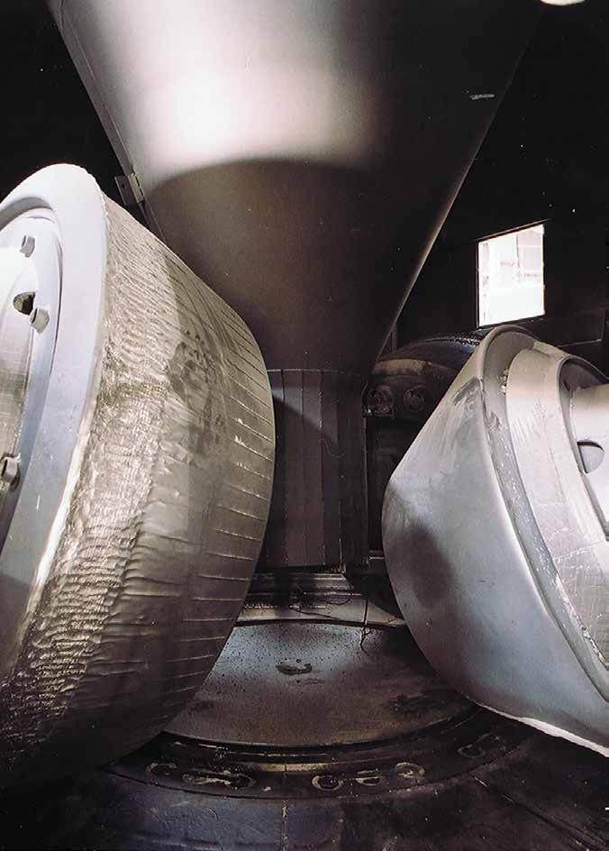 Dredging Thermal power stations Waste incinerators Hoppers Chutes Buckets Pipework Elbows