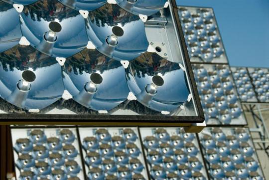 Concentrated Photovoltaics (CPV): new and more efficient!
