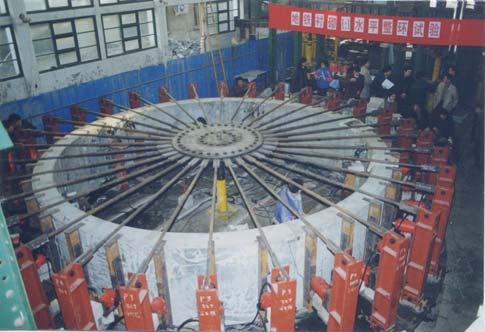 Full-Ring Experimental Study of the Lining Structure of Shanghai Changjiang Tunnel 733 got practical result for the engineering.