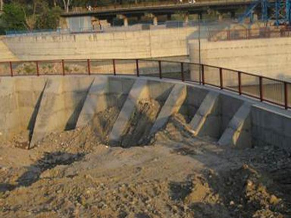 Types of Retaining Walls Counterfort Wall When the overall height of the wall is too large to be constructed economically as a cantilever Wall