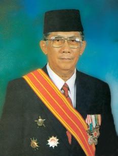 R. Soeprapto (1924-2009) Founder of Indonesia Shipping Gazette Letnan Jenderal TNI AD (1945-1982) Governor of DKI Jakarta (1982-1987) Vice Chairman of MPR (1987-1992) Indonesia is one of the world's