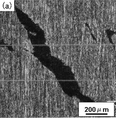 2 (a) planar view of a ripple mark and (b) optical micrograph of a cross-section perpendicular to a ripple mark in a strip roll-cast at a rolling speed of 1.7 m/min. 4) 3. Results and Discussion 3.