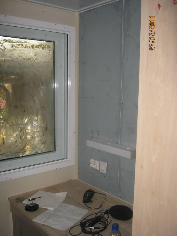 Examples of recommendations living quarters Partition panels covered with steel plate in