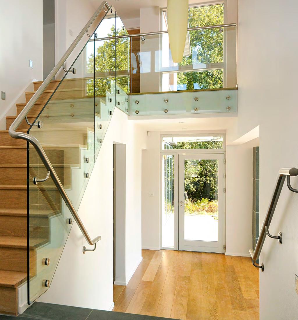 Balustrade Specifications Onyx - Stainless Steel System The Onyx brand has been extensively developed into a sleek and prestigious framed