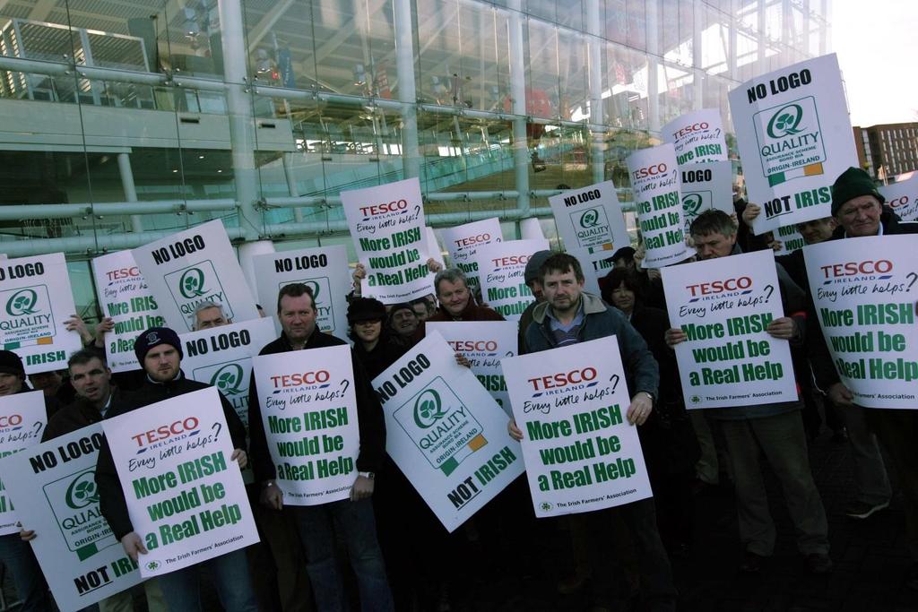 Protests From 2007 to 2010 IFA s pig committee ran a substantial campaign to convince retailers to use more Irish pig meat.